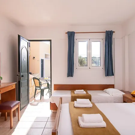 Golden Valentin Aparthotel 3*