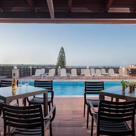 Aparthotel Golden Valentin 3*