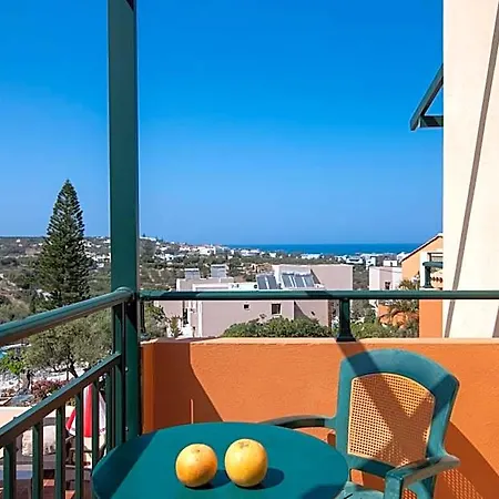 Golden Valentin Aparthotel
