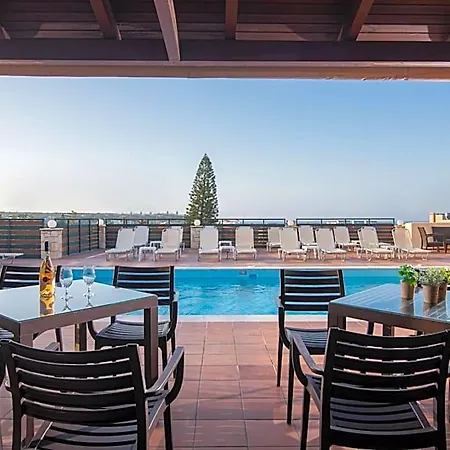 Aparthotel Golden Valentin 3*