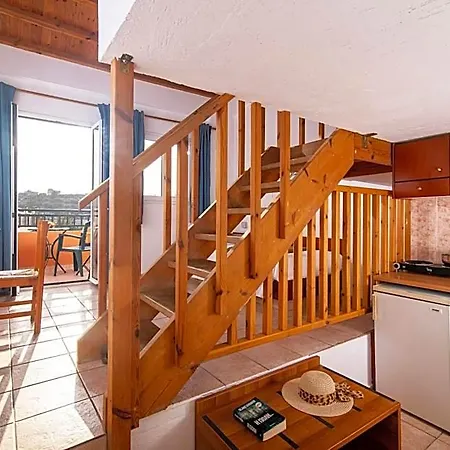 Golden Valentin Aparthotel 3*