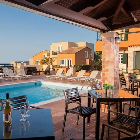 Aparthotel Golden Valentin 3*
