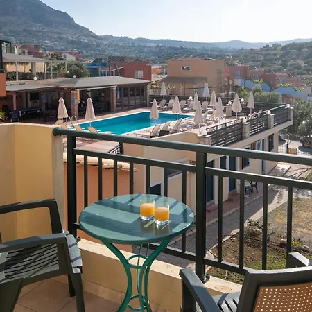 Aparthotel Golden Valentin 3*